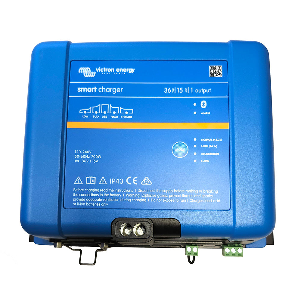 Victron Smart IP43 Charger 36V 15 1 120240V PSC361550095